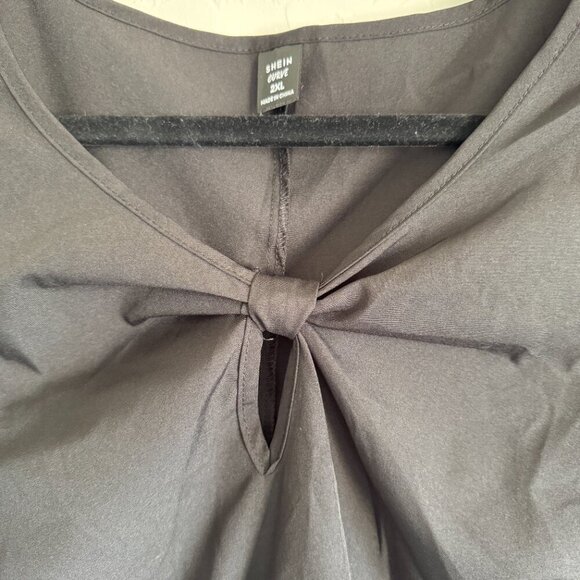 SHEIN Curve Bow Front Blouse | Black | Size 2XL - Picture 2 of 3